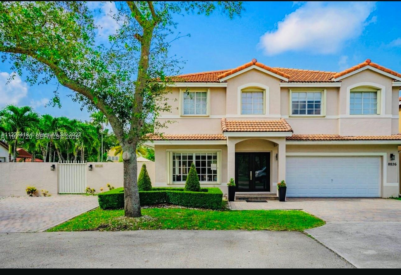 8826 NW 189th Ter Hialeah, FL 33018