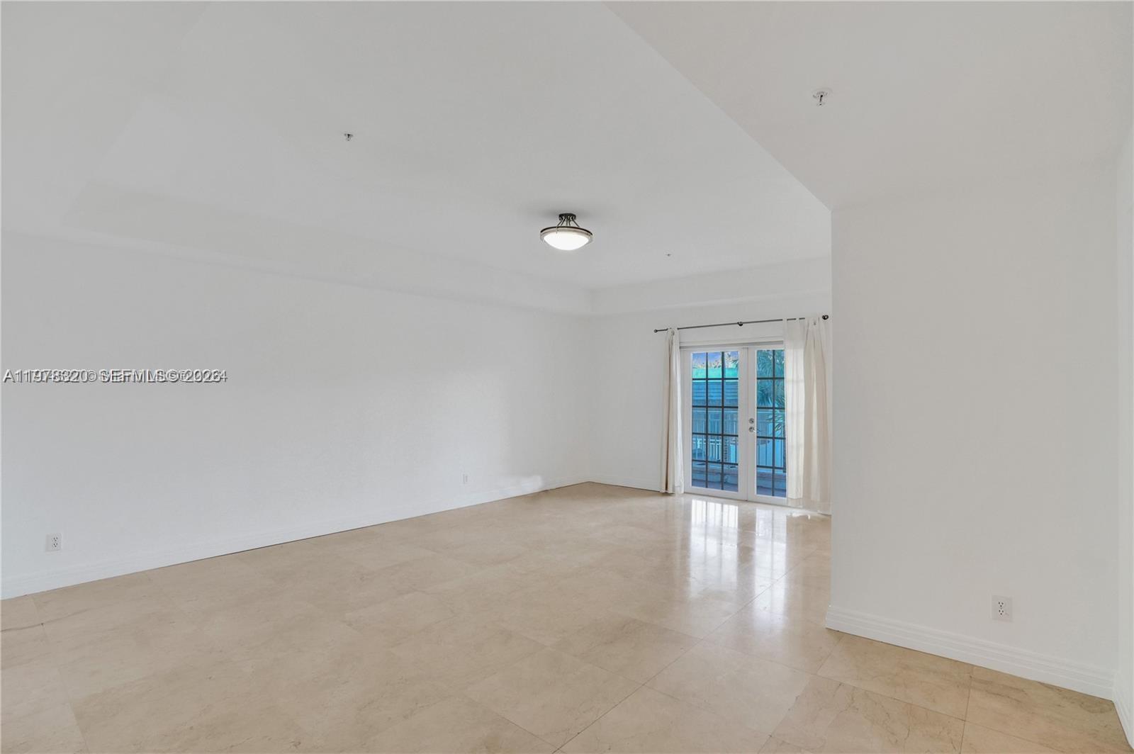 1415 Sunset Harbour Dr #202 Miami Beach, FL 33139