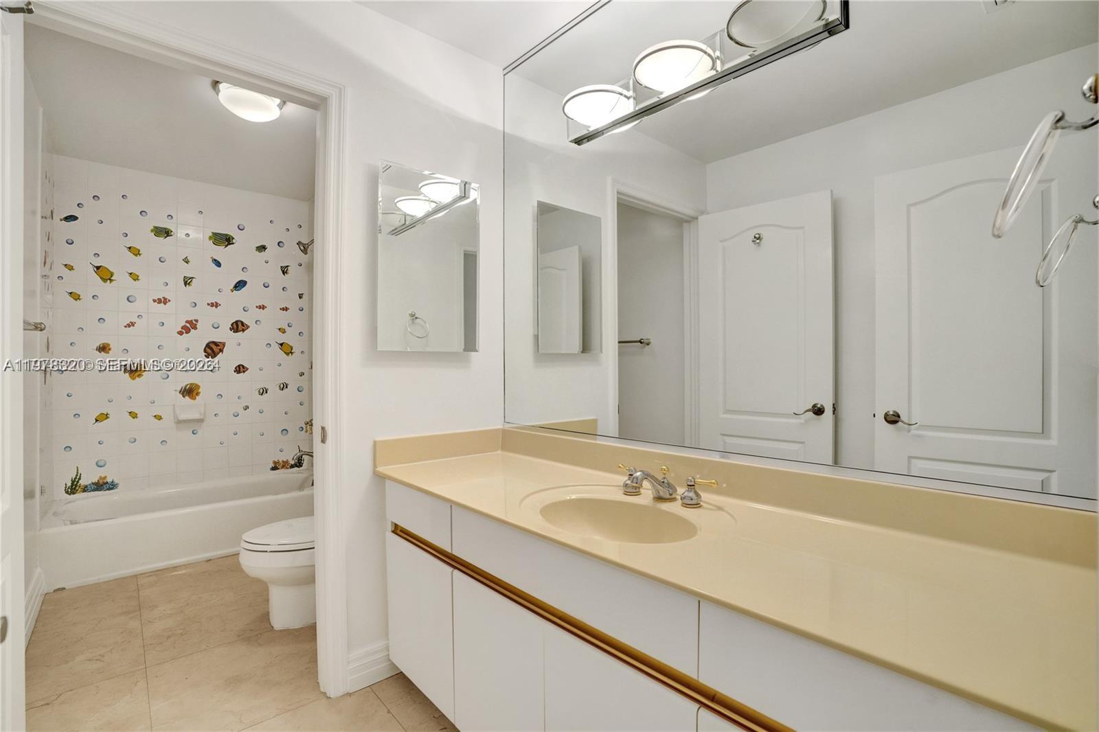 1415 Sunset Harbour Dr #202 Miami Beach, FL 33139