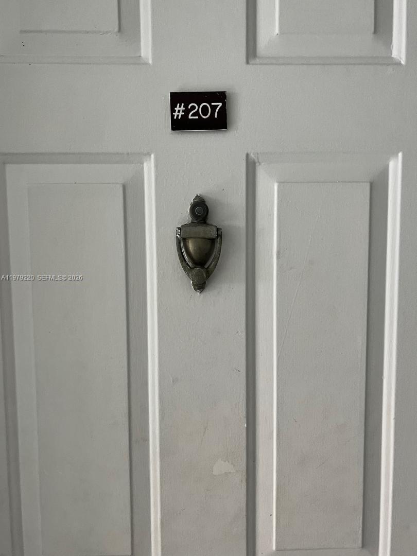 20760 NE 4th Ct #207 Miami, FL 33179
