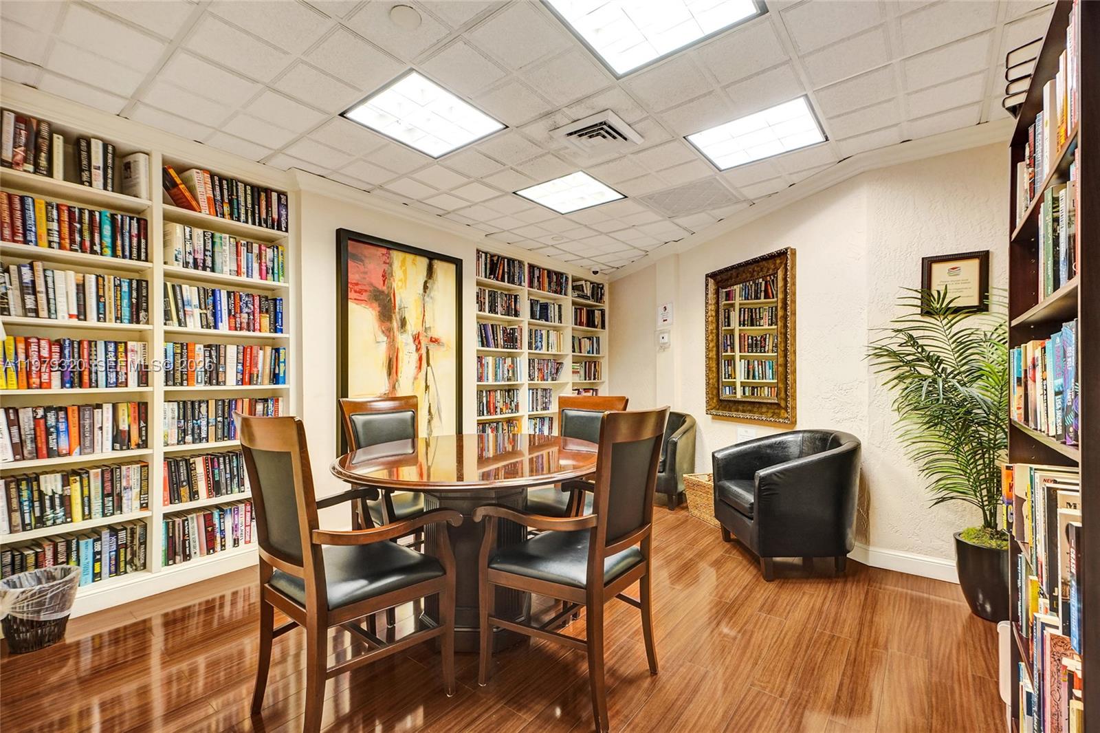 3530 Mystic Pointe Dr #415 Aventura, FL 33180