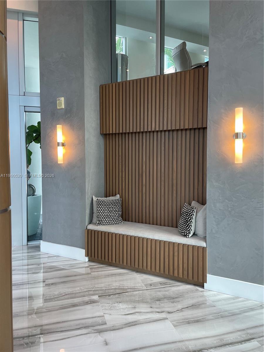 image The Atrium at Aventura18