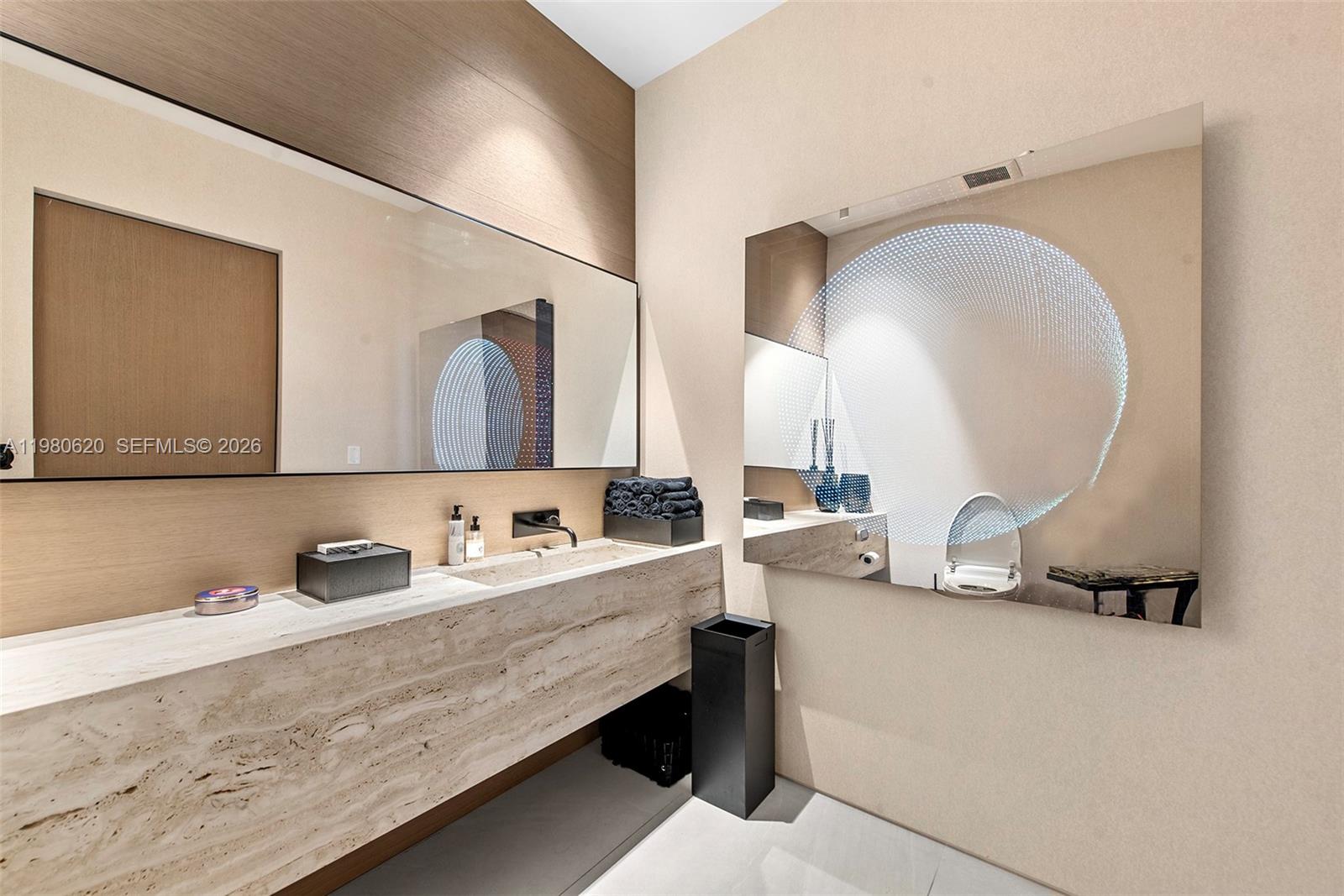 310 S Hibiscus Dr Miami Beach, FL 33139