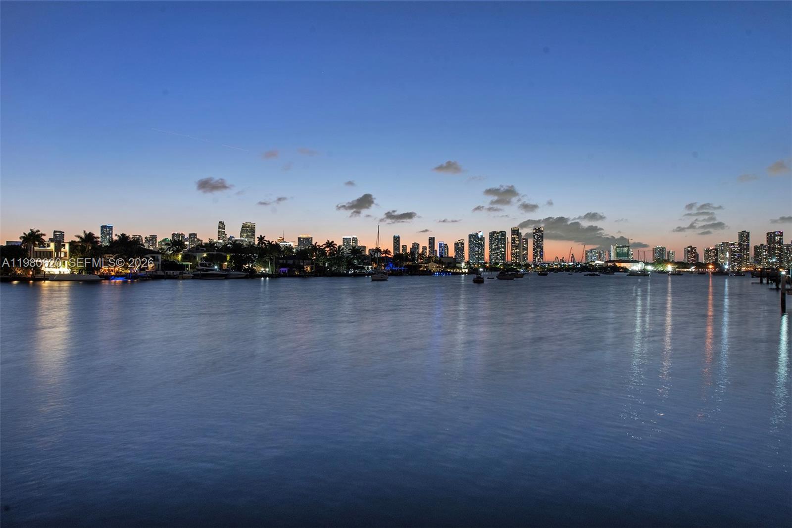 310 S Hibiscus Dr Miami Beach, FL 33139