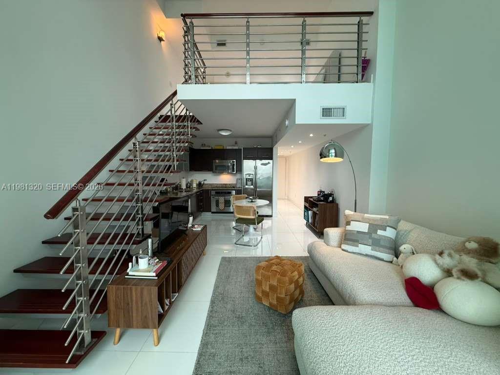 41 SE 5th St #1903 Miami, FL 33131