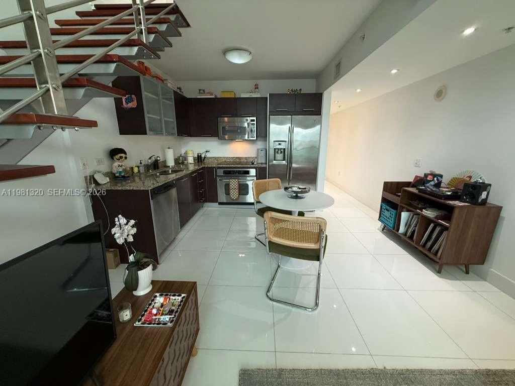 41 SE 5th St #1903 Miami, FL 33131