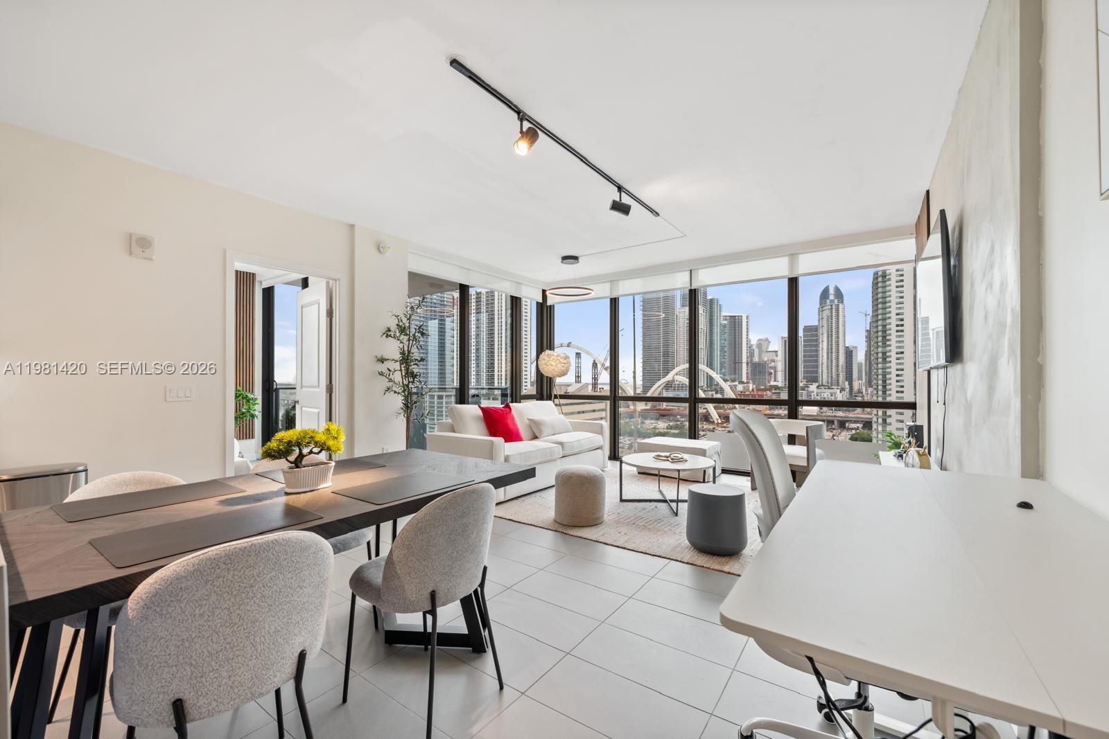 1600 NE 1st Ave #1406 Miami, FL 33132