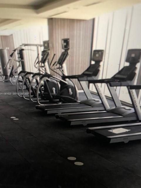 image Brickell Ten16