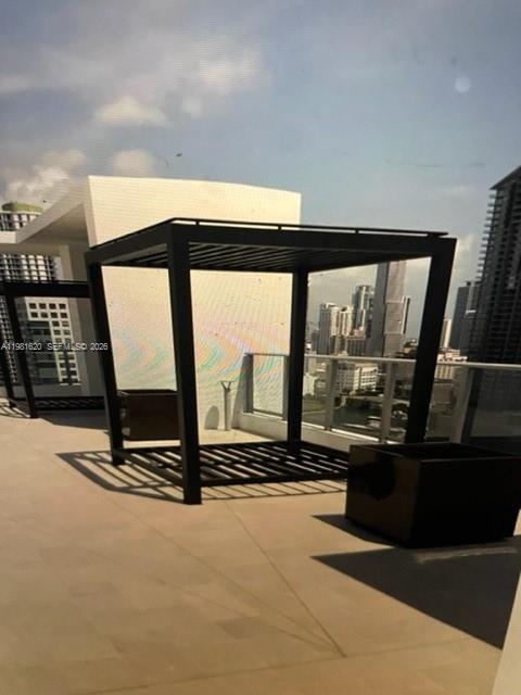 image Brickell Ten18