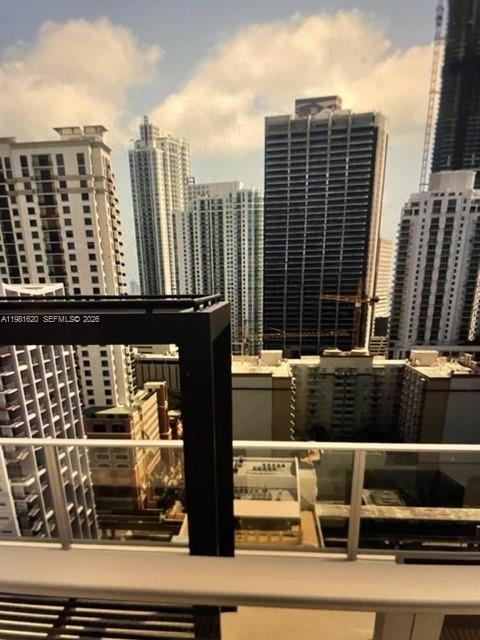 image Brickell Ten21