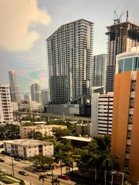 image Brickell Ten8
