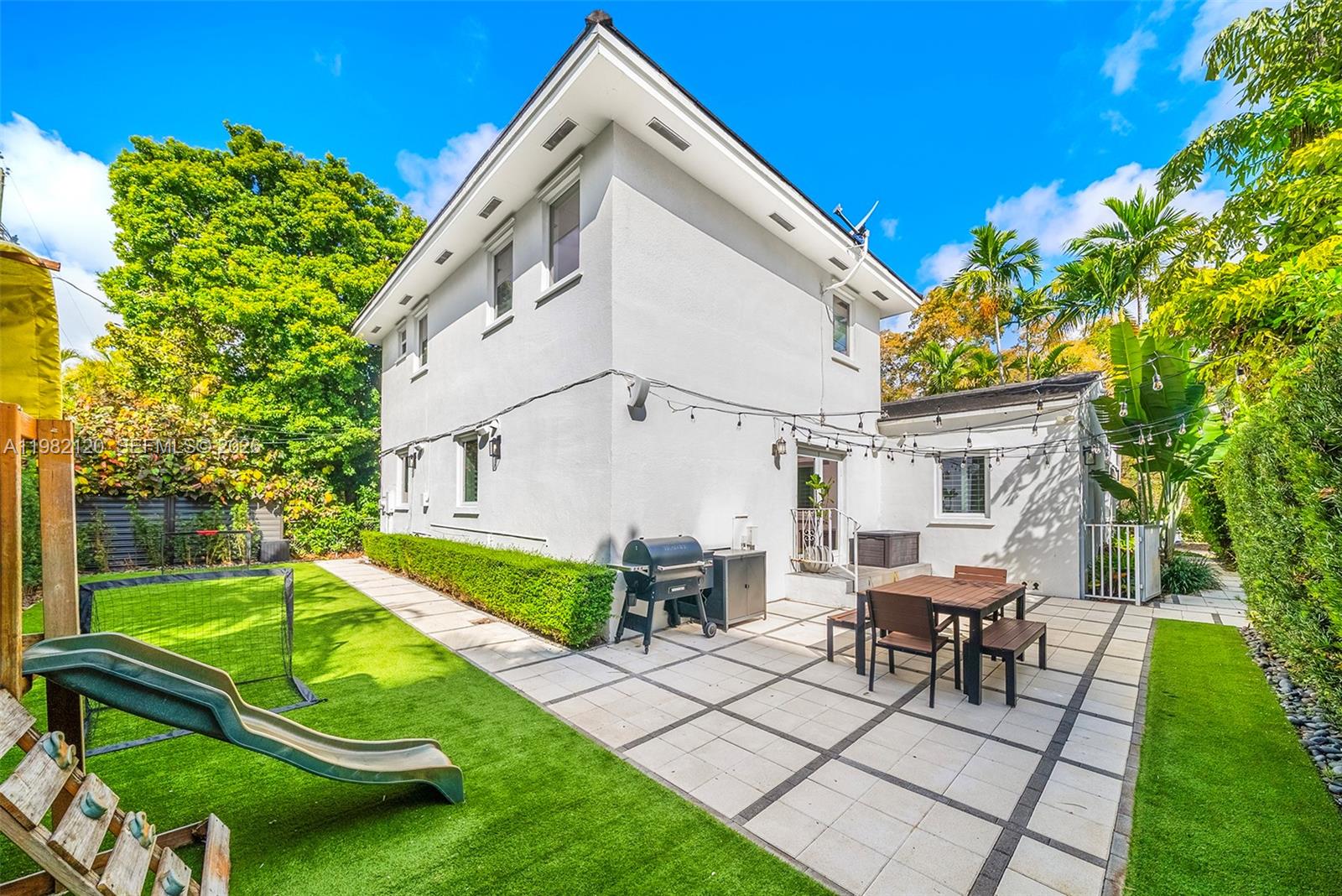 14 San Sebastian Ave Coral Gables, FL 33134