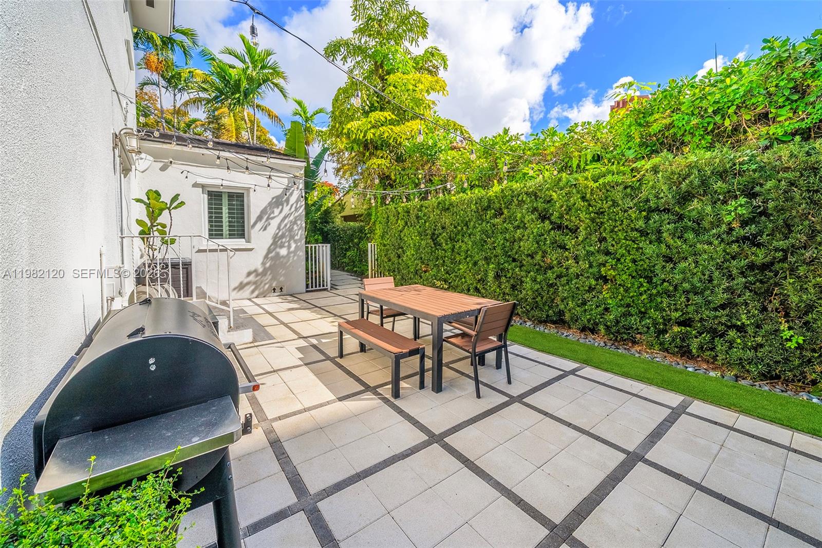 14 San Sebastian Ave Coral Gables, FL 33134