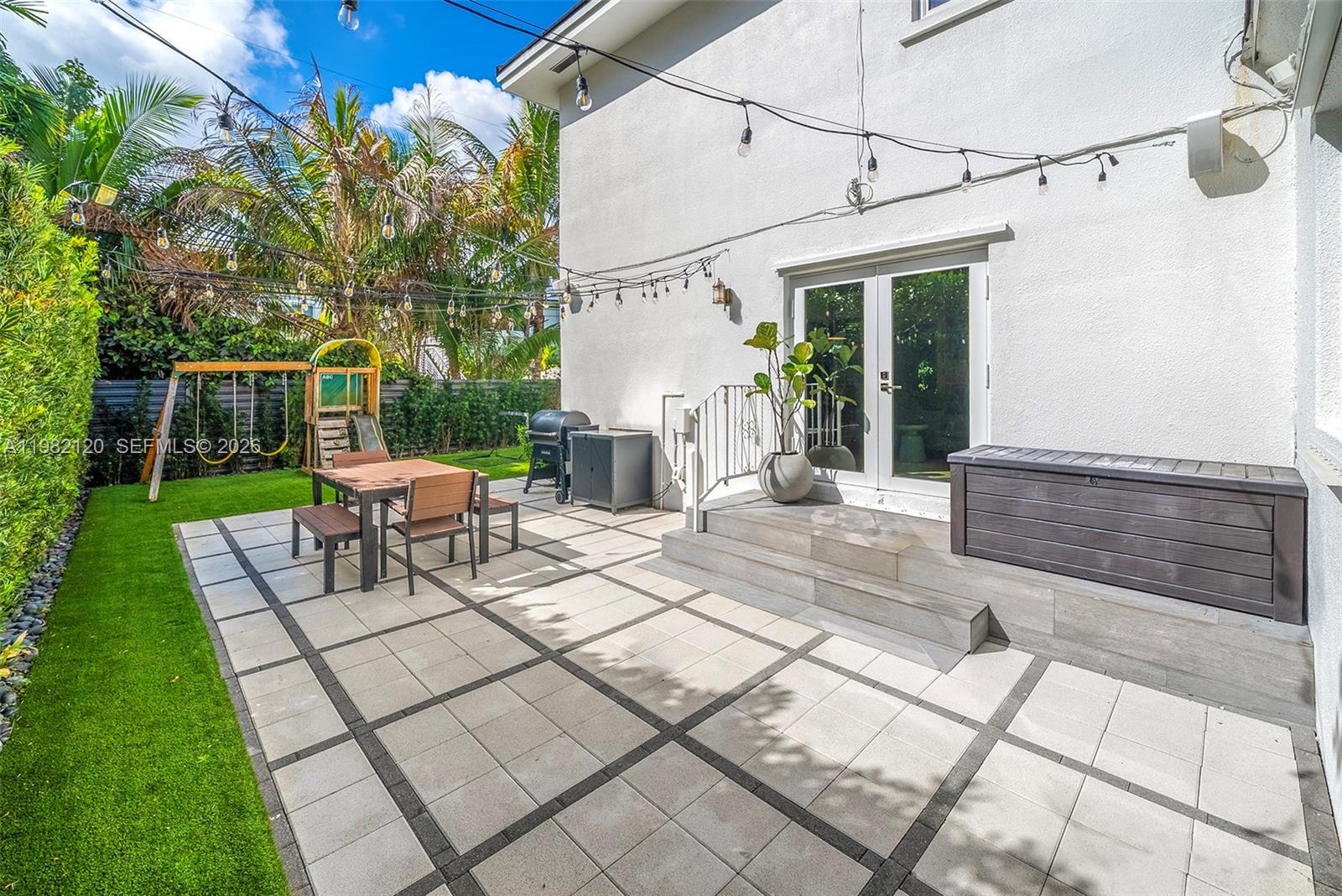 14 San Sebastian Ave Coral Gables, FL 33134