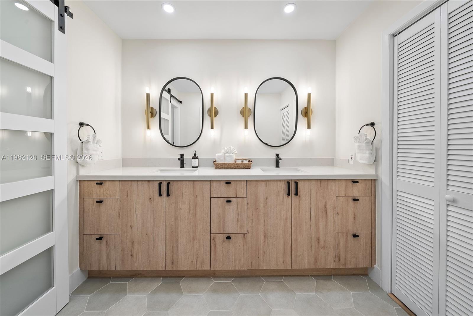 14 San Sebastian Ave Coral Gables, FL 33134