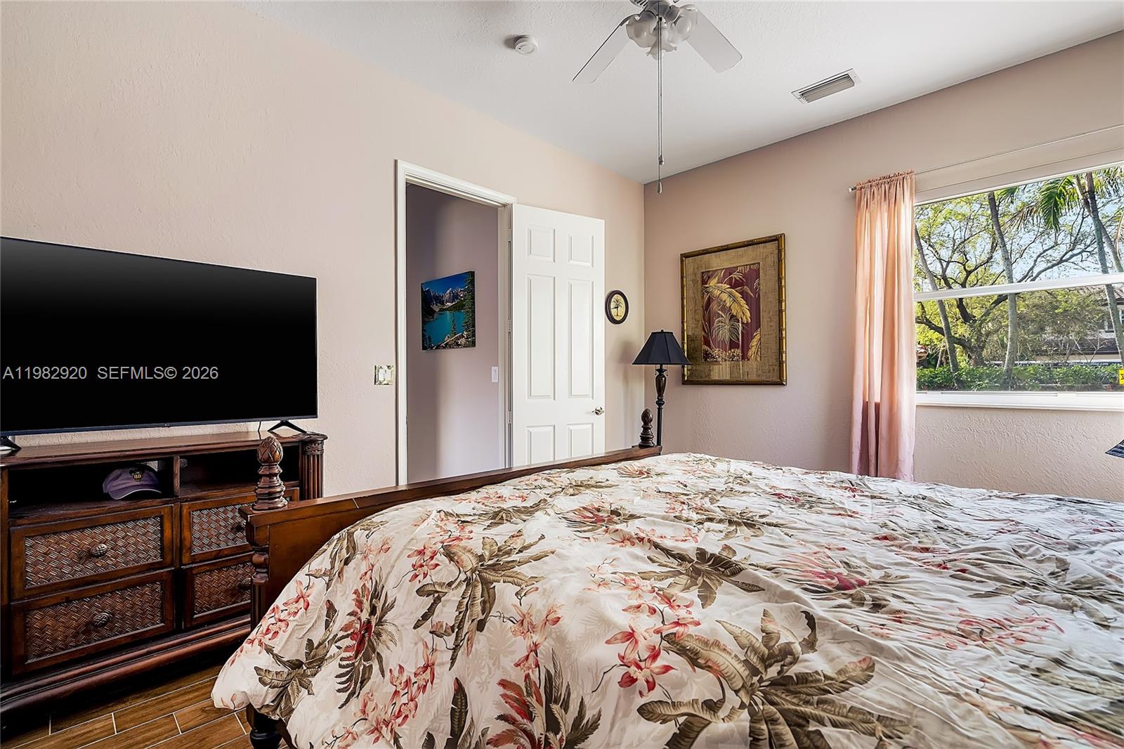 838 NW 123rd Dr Coral Springs, FL 33071