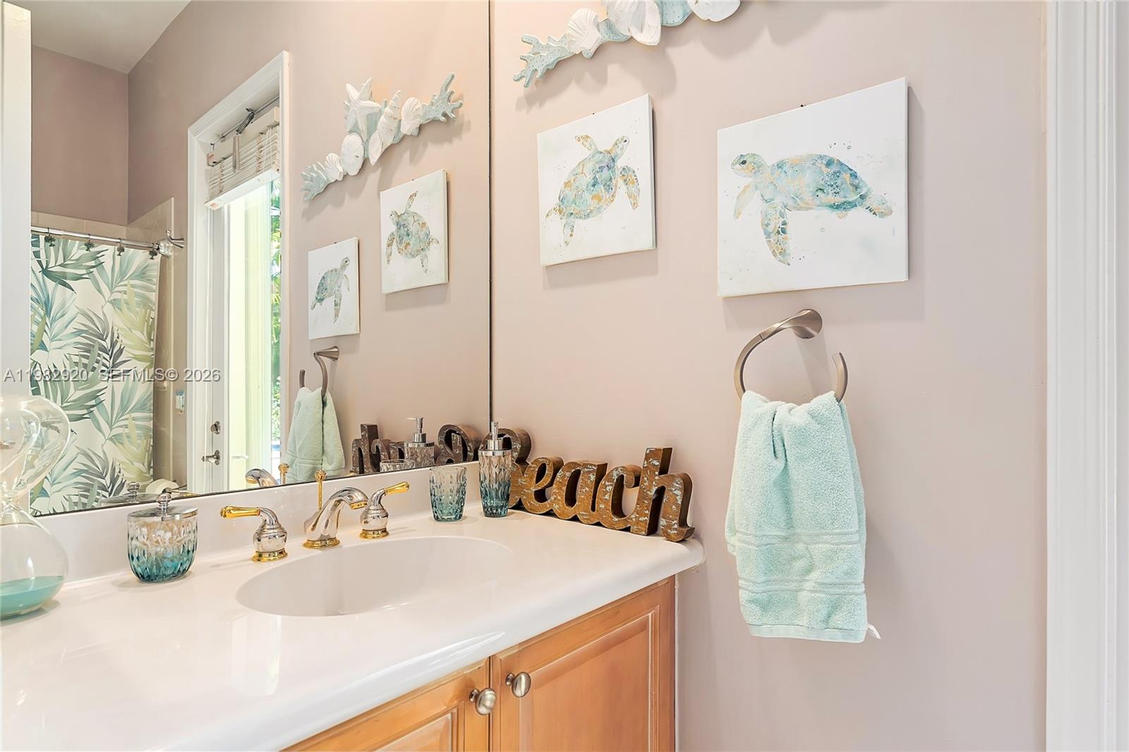 838 NW 123rd Dr Coral Springs, FL 33071