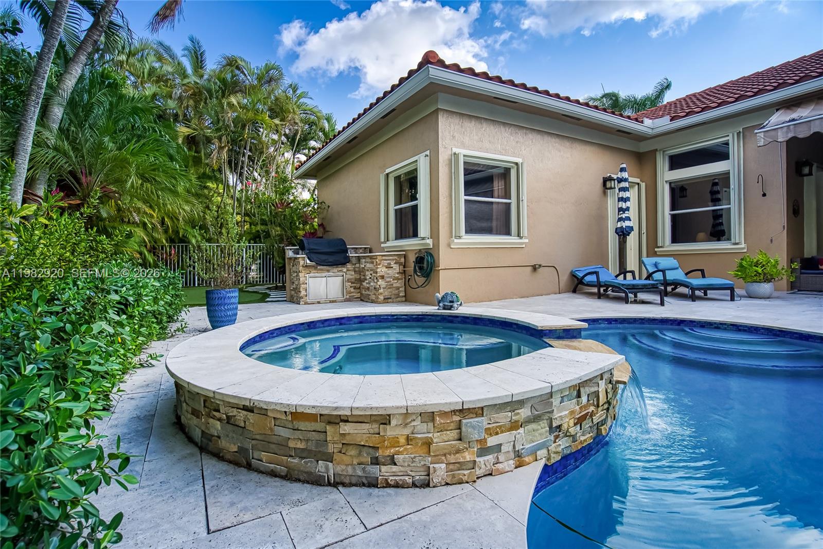 838 NW 123rd Dr Coral Springs, FL 33071