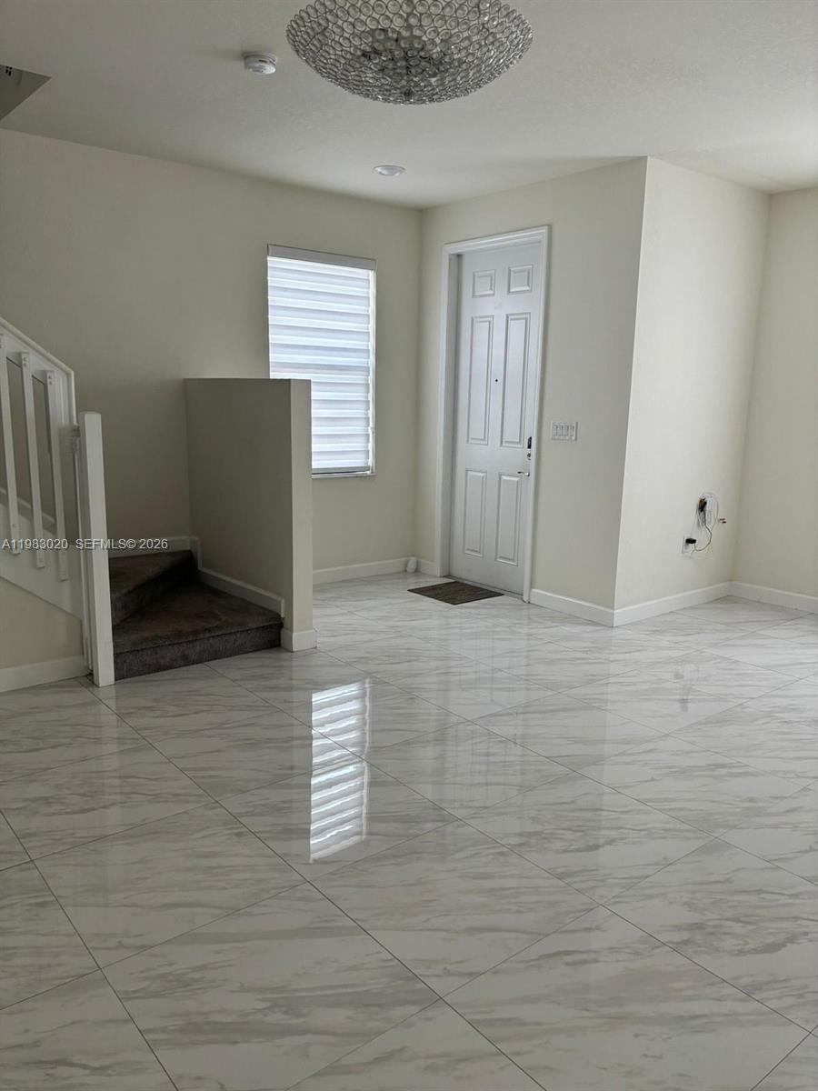3337 W 105th Ter Hialeah, FL 33018
