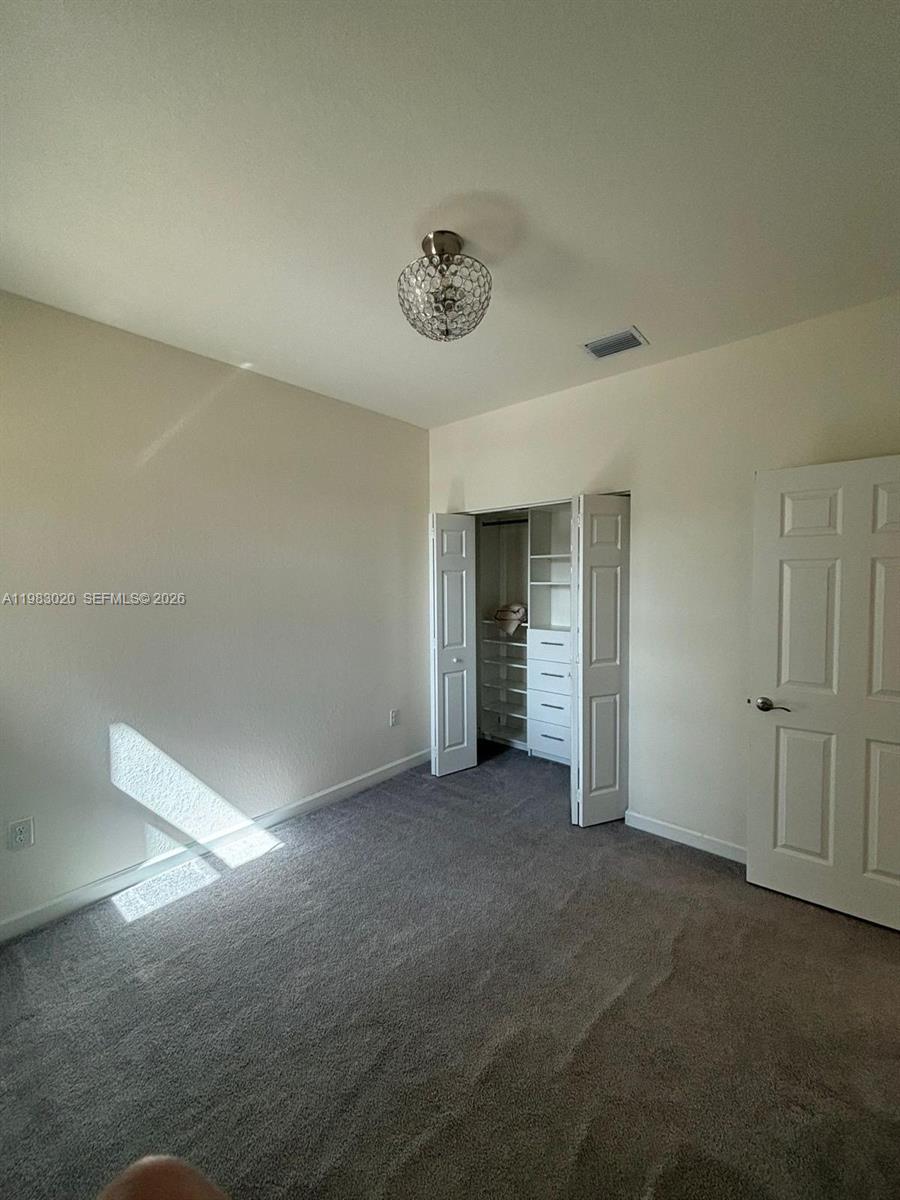 3337 W 105th Ter Hialeah, FL 33018