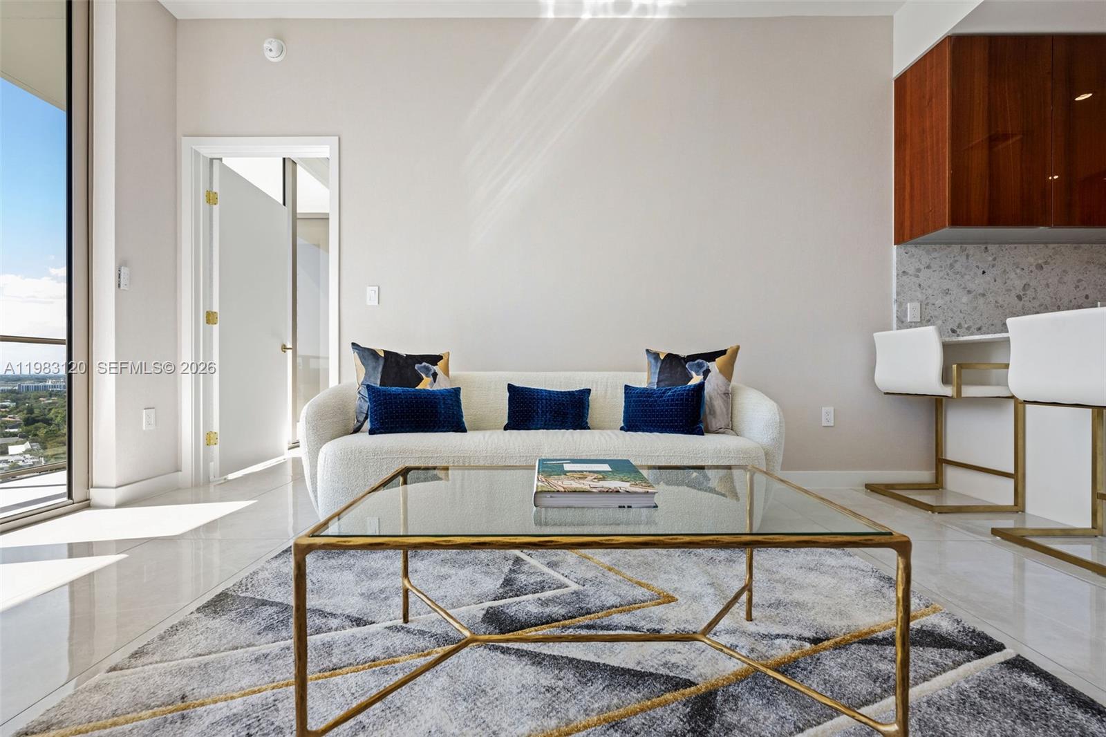 2678 Tigertail Ave #1705 Miami, FL 33133