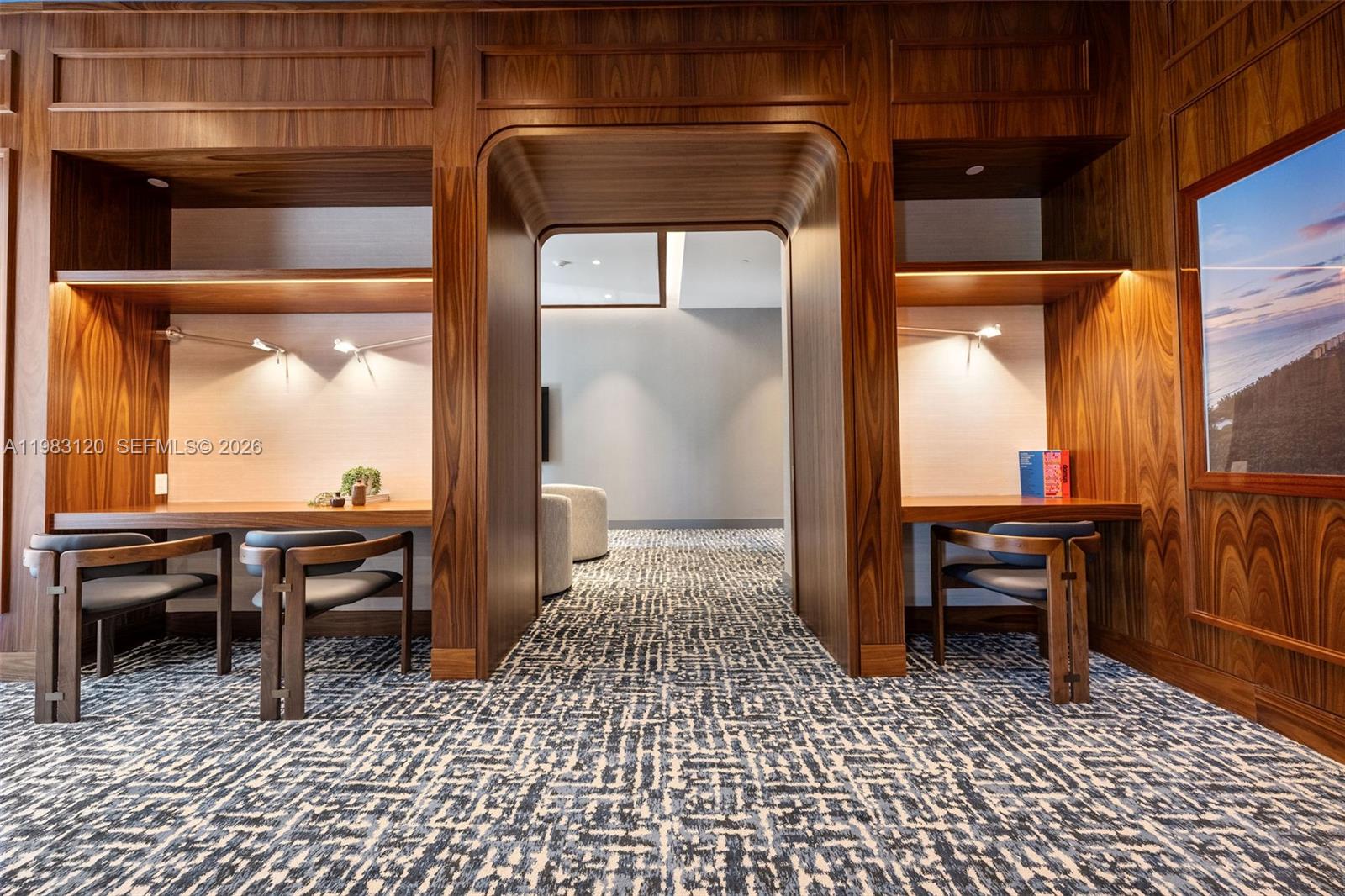 2678 Tigertail Ave #1705 Miami, FL 33133