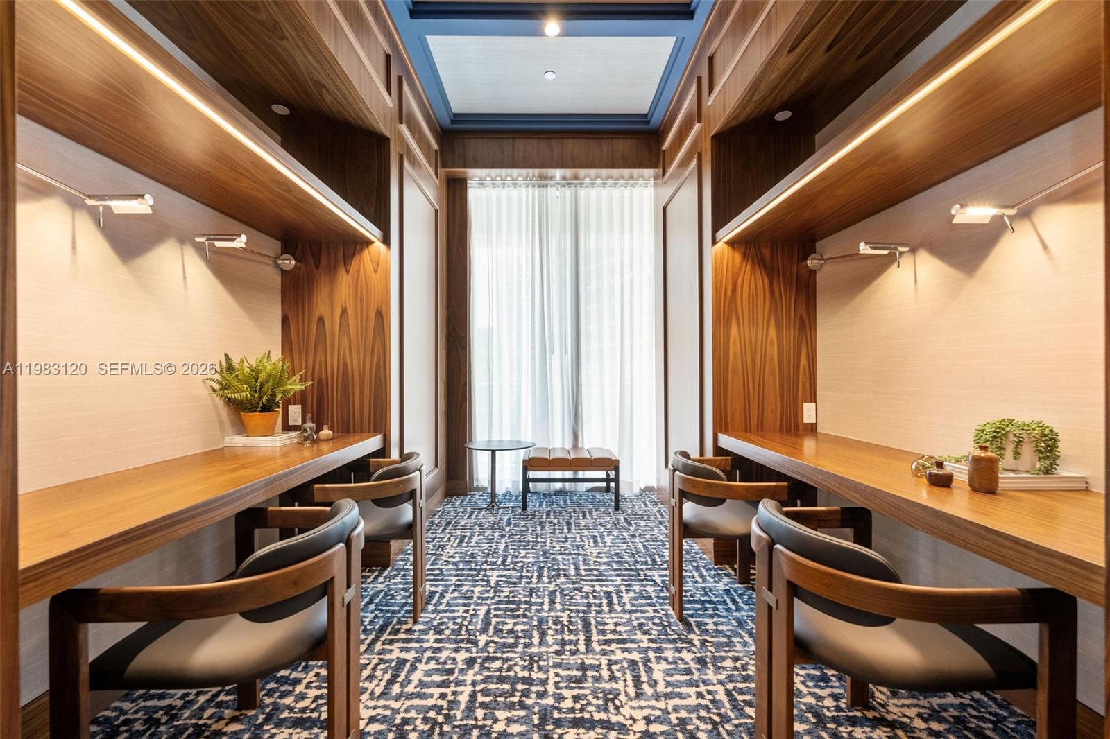 2678 Tigertail Ave #1705 Miami, FL 33133