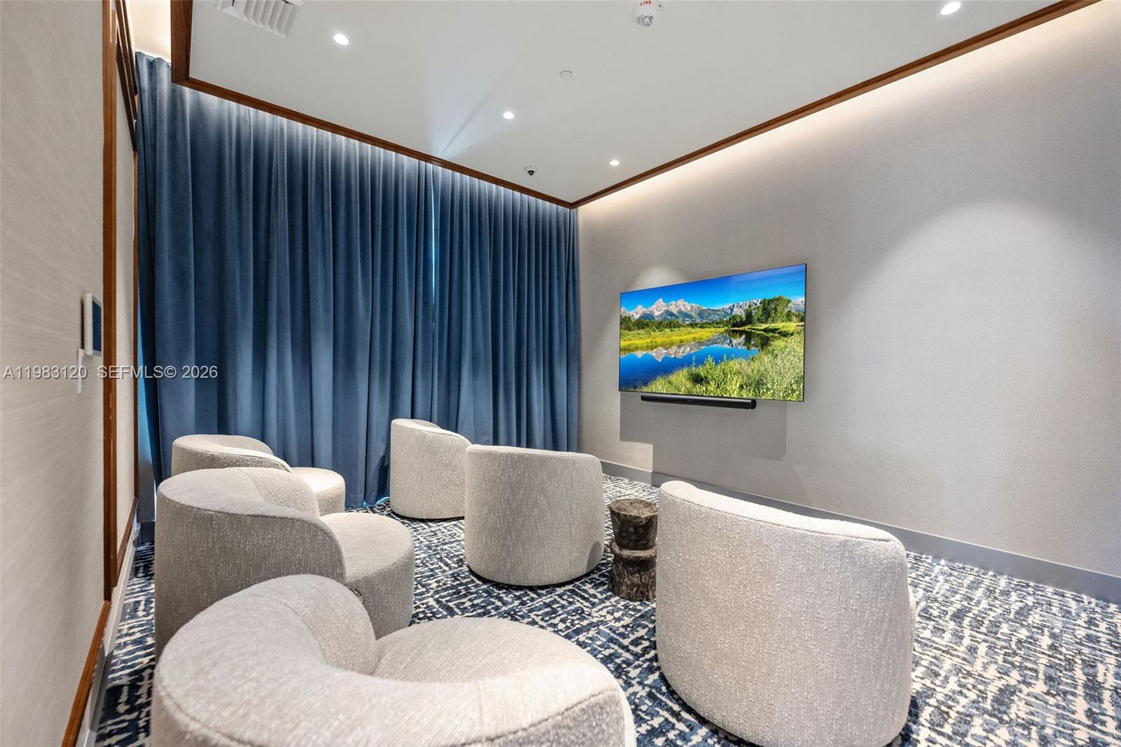 2678 Tigertail Ave #1705 Miami, FL 33133