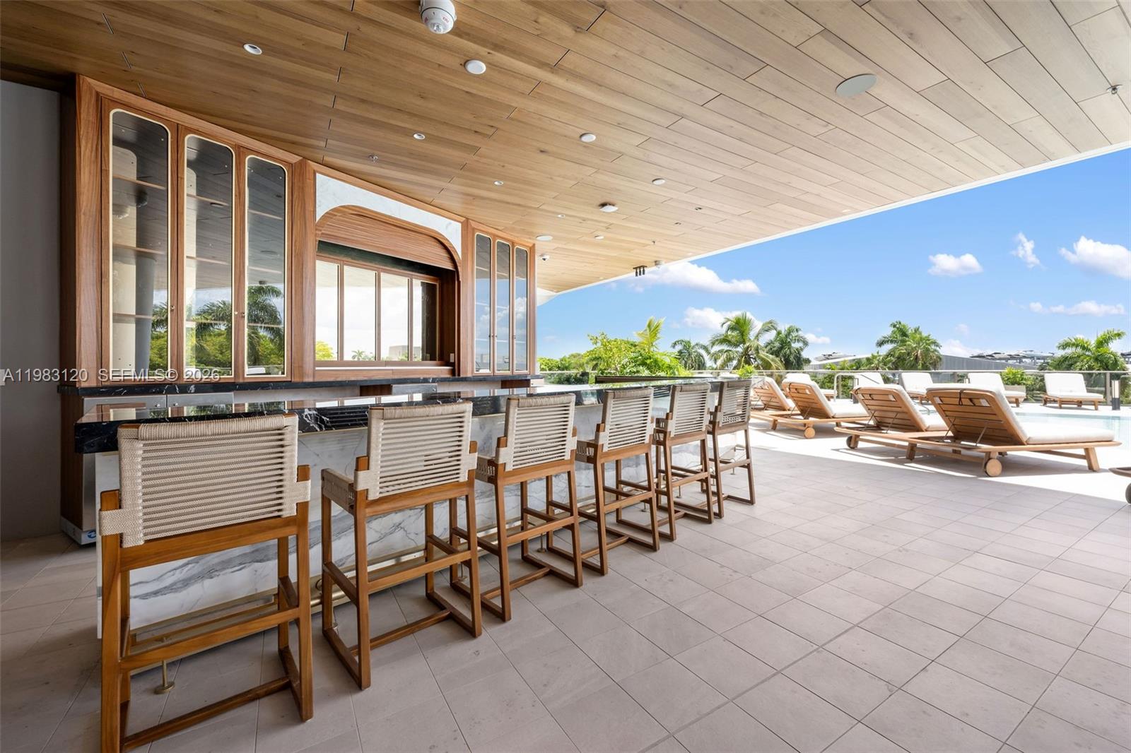 2678 Tigertail Ave #1705 Miami, FL 33133