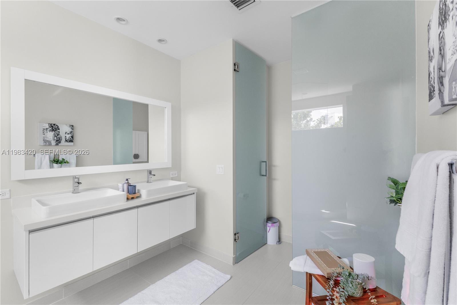 6440 NW 103rd Psge Doral, FL 33178