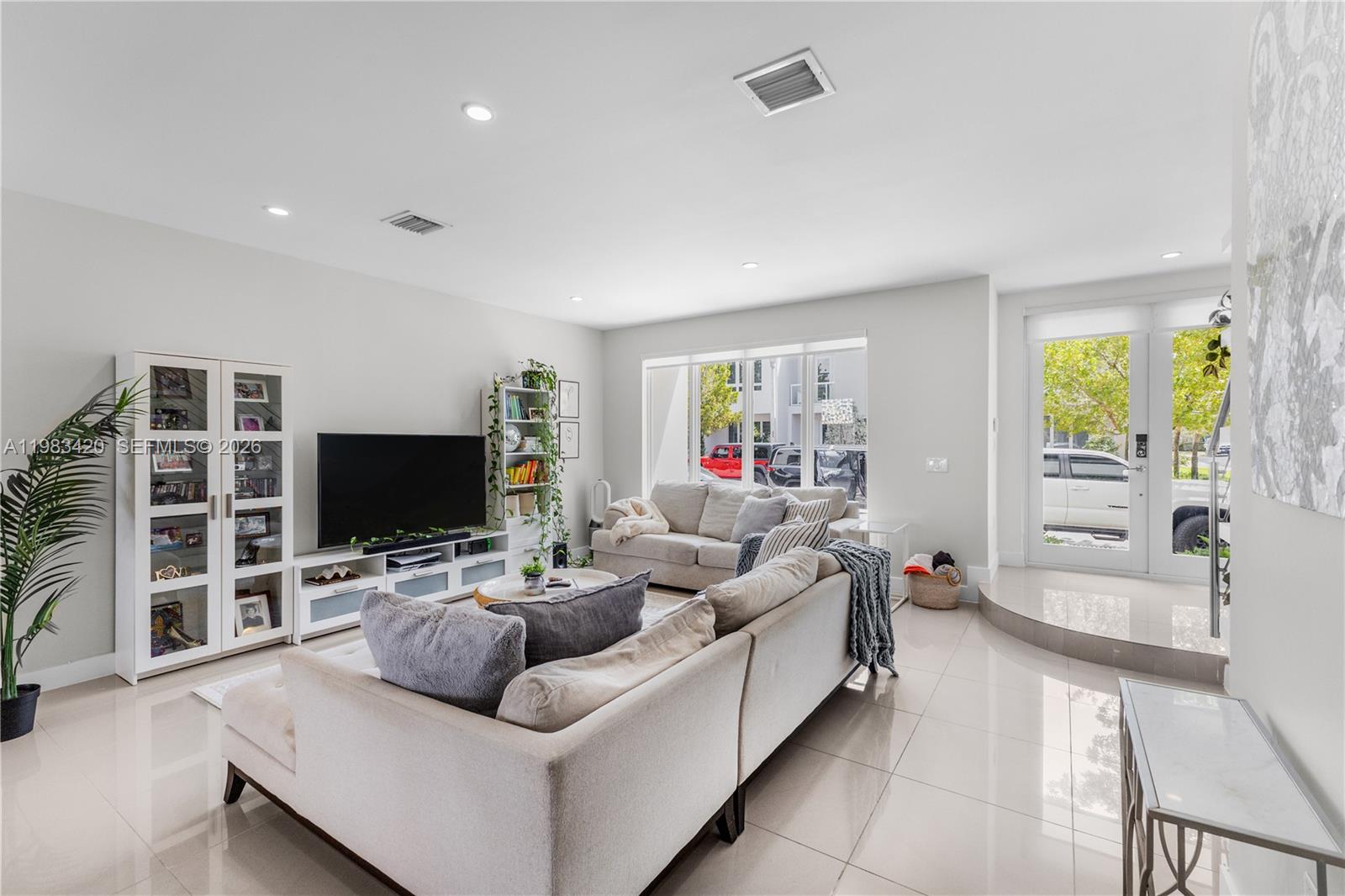 6440 NW 103rd Psge Doral, FL 33178