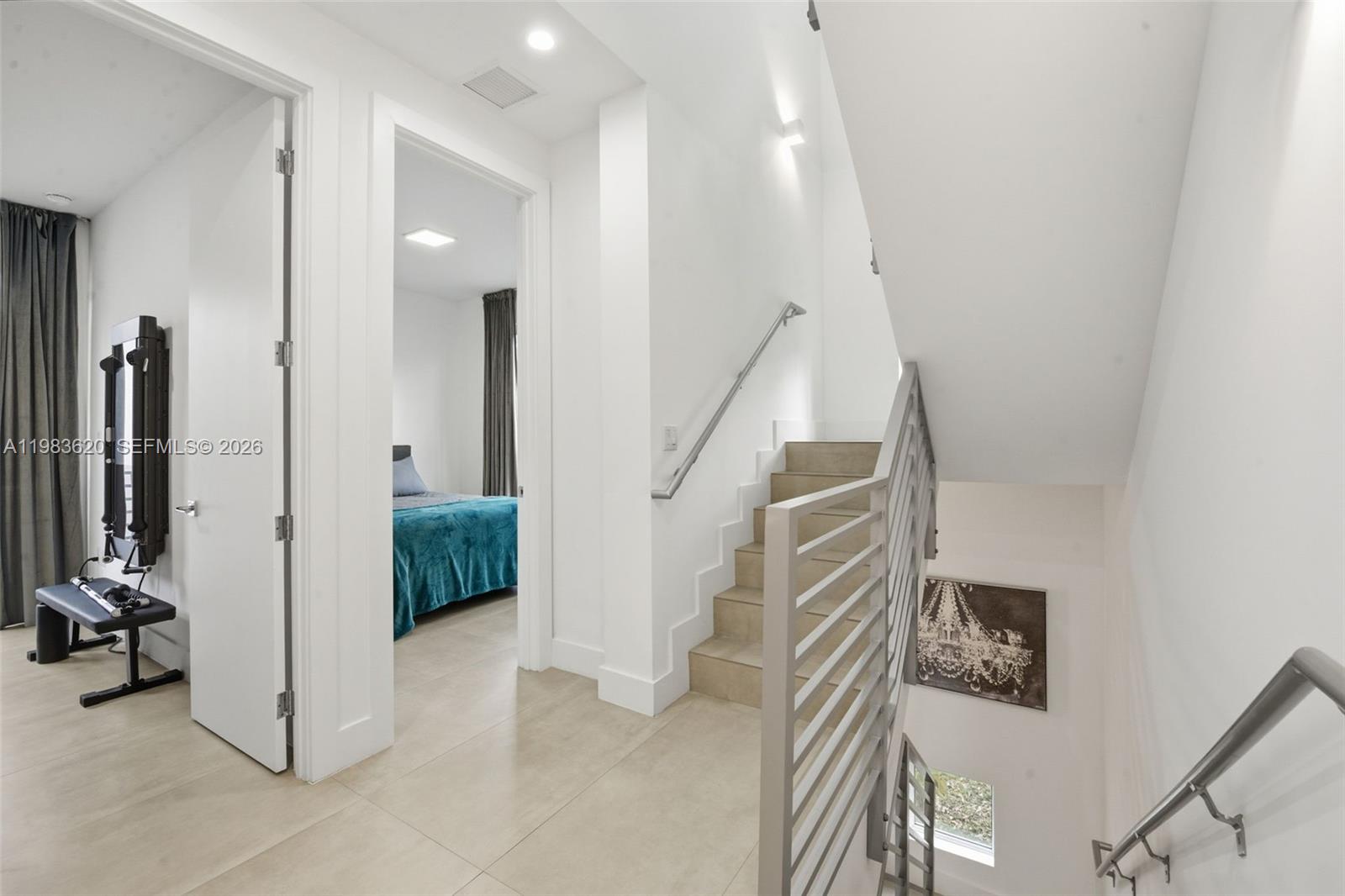 3525 Day Ave Miami, FL 33133