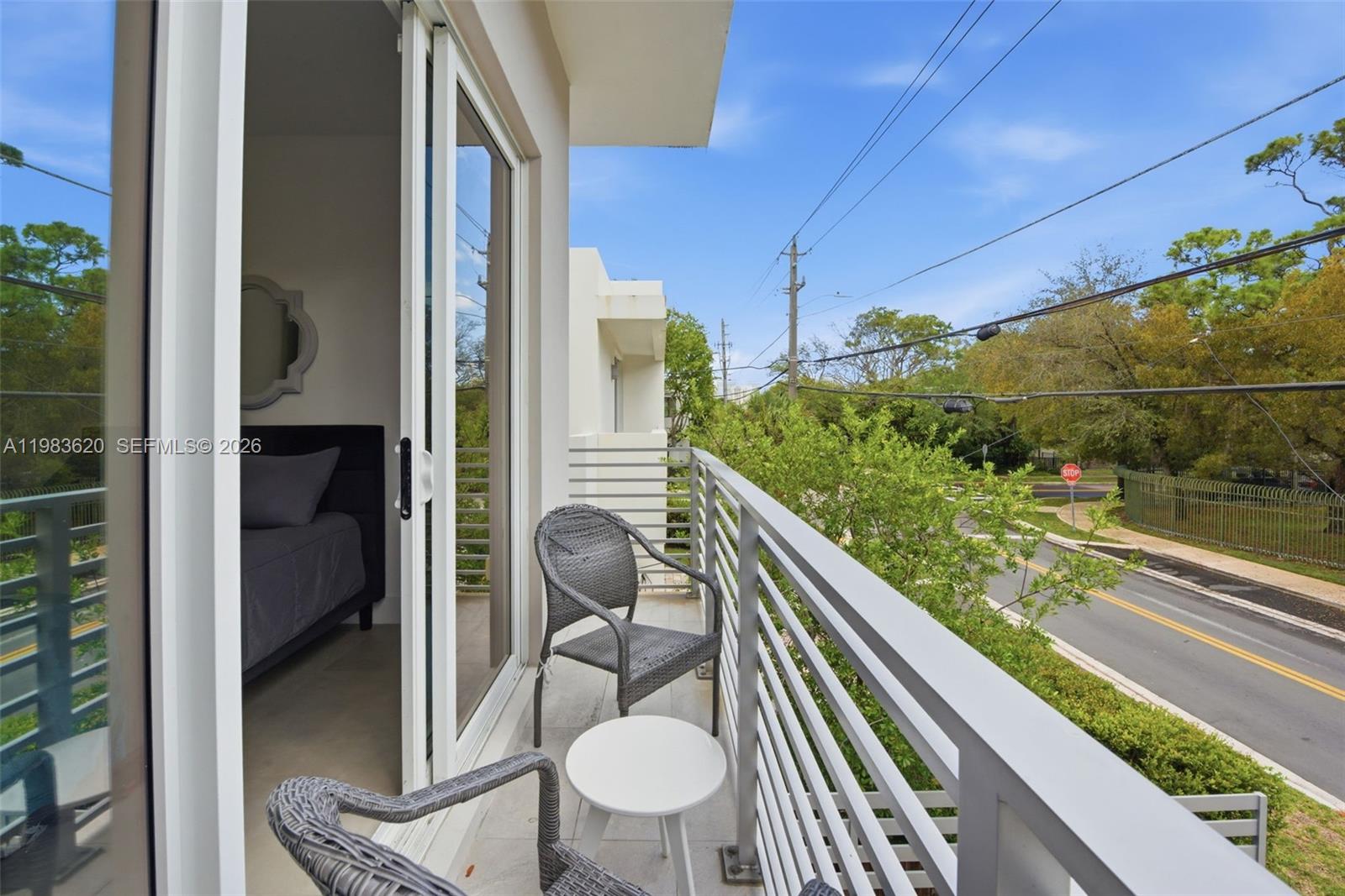 3525 Day Ave Miami, FL 33133