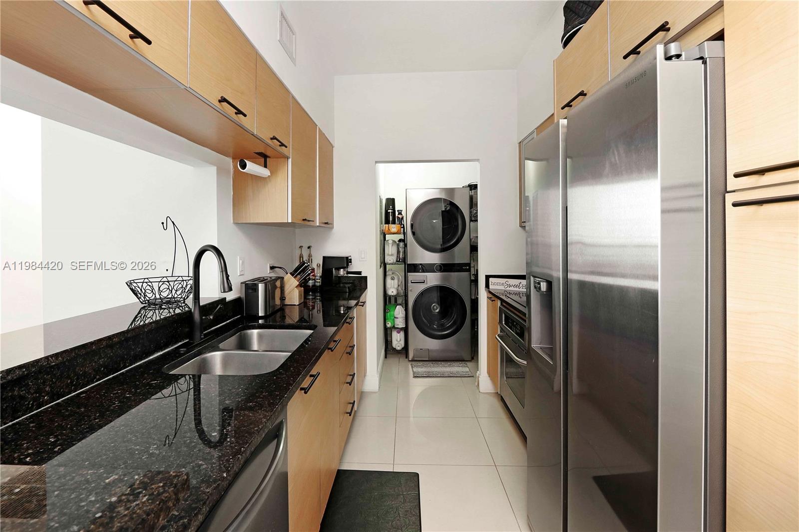 31 SE 5th St #3916 Miami, FL 33131