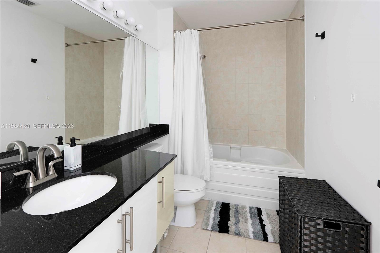 31 SE 5th St #3916 Miami, FL 33131