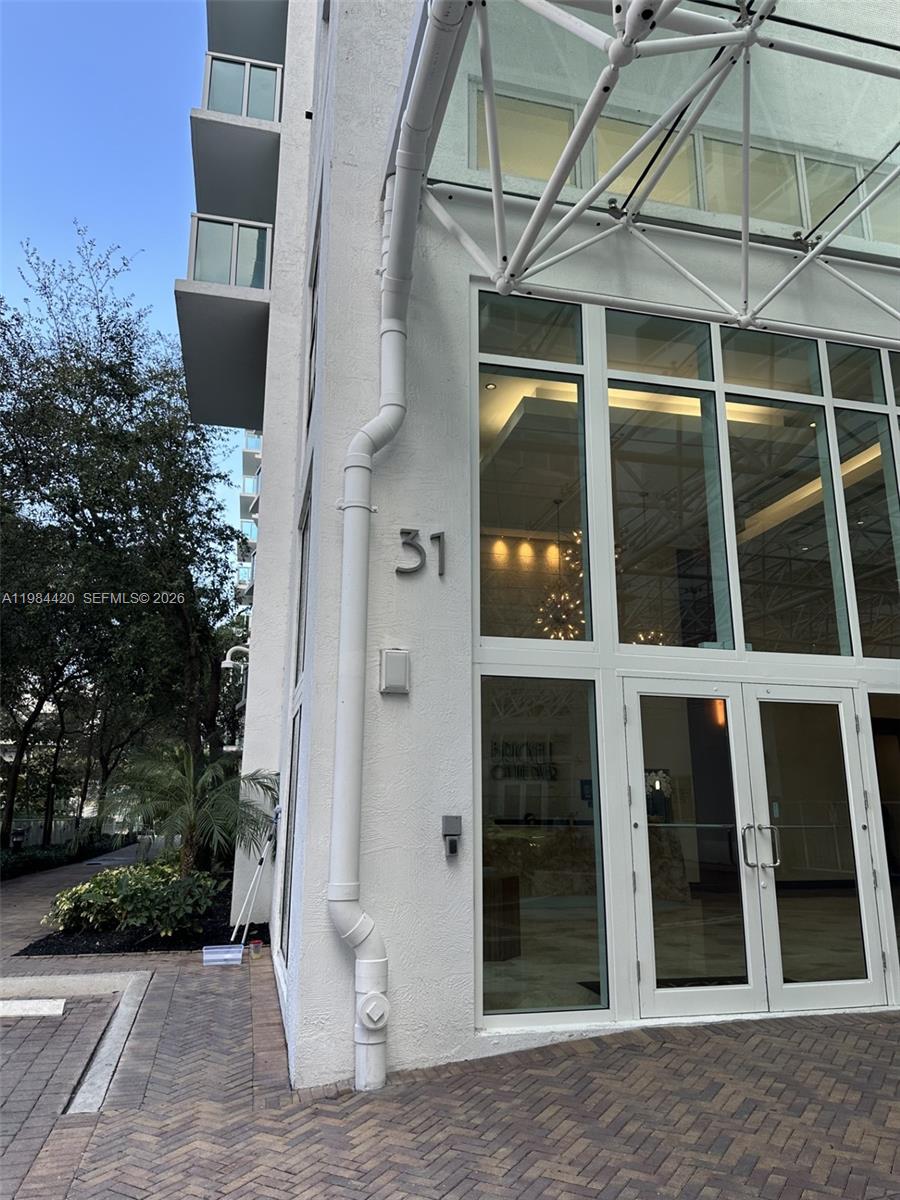 31 SE 5th St #3916 Miami, FL 33131