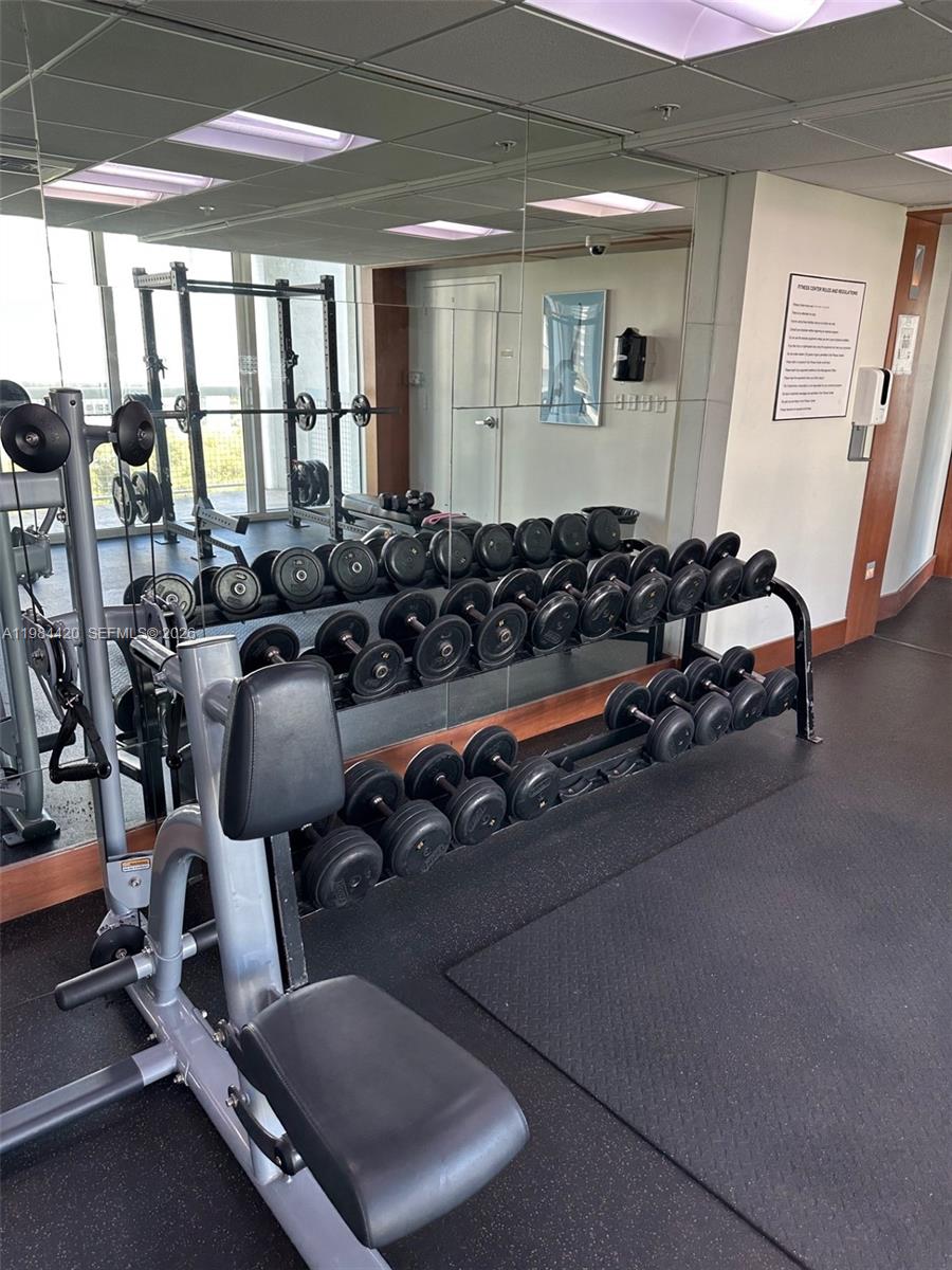 31 SE 5th St #3916 Miami, FL 33131