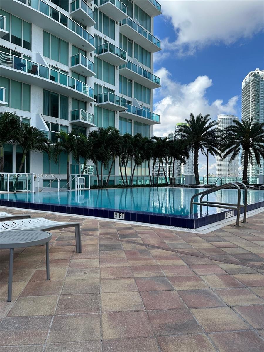 31 SE 5th St #3916 Miami, FL 33131