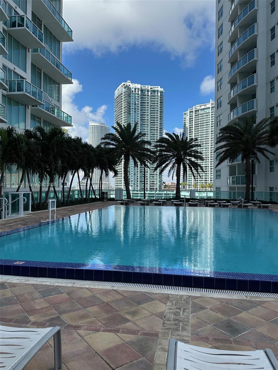 31 SE 5th St #3916 Miami, FL 33131