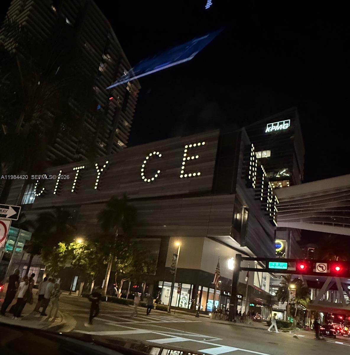 31 SE 5th St #3916 Miami, FL 33131