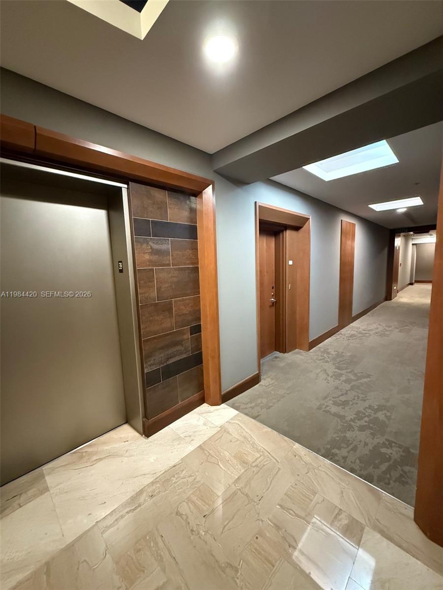 31 SE 5th St #3916 Miami, FL 33131