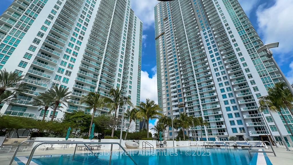 950 Brickell Bay Dr #4709 Miami, FL 33131