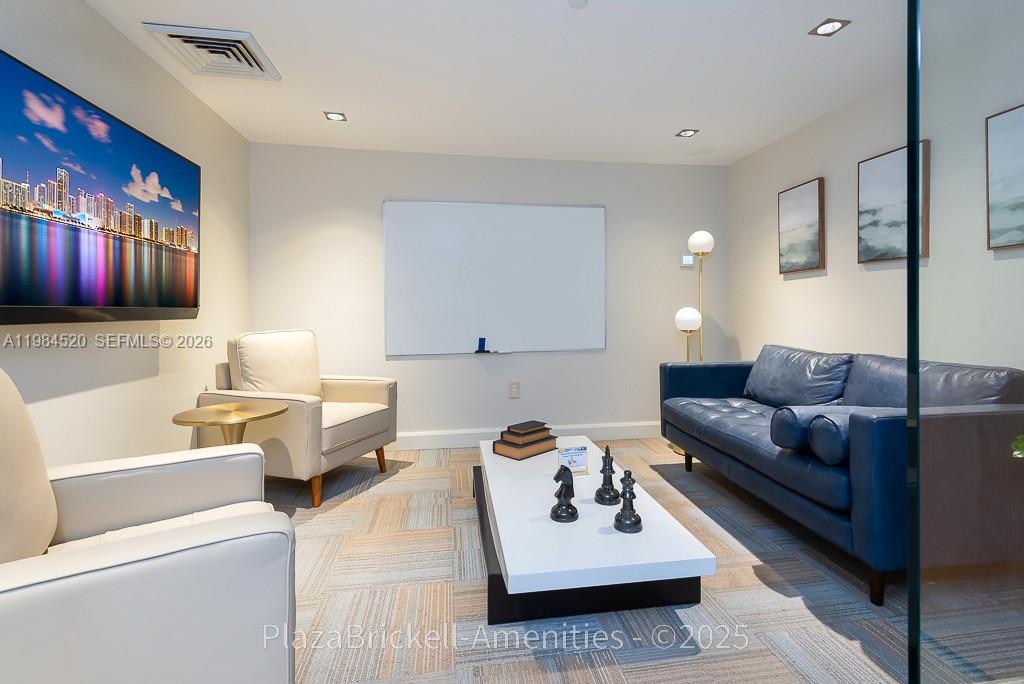 950 Brickell Bay Dr #4709 Miami, FL 33131