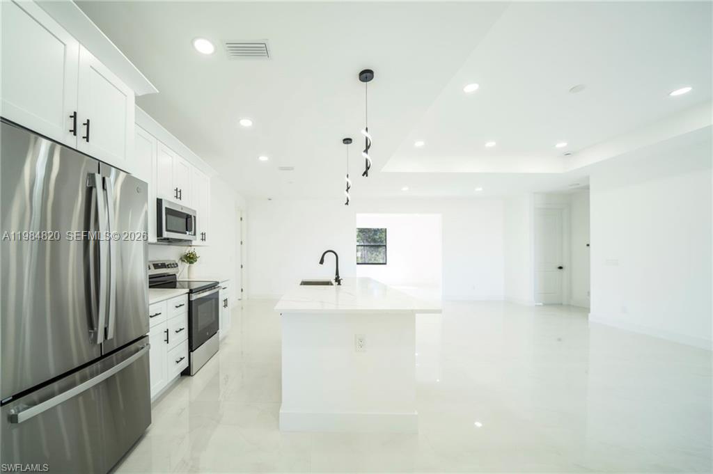 3003 52nd St W Lehigh Acres, FL 33971