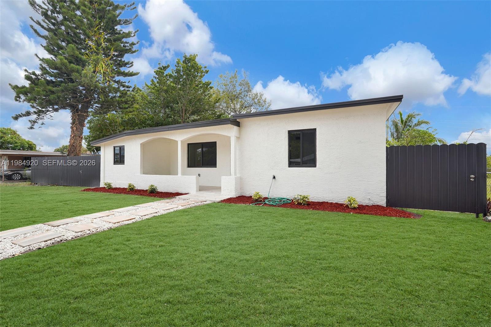 1830 NW 135th St Miami, FL 33167