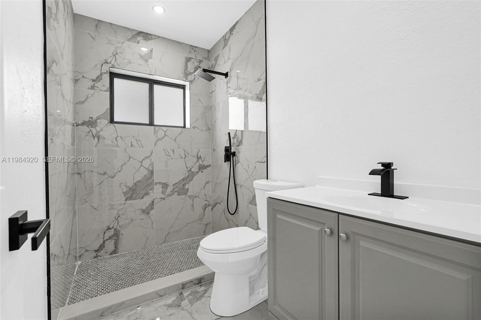 1830 NW 135th St Miami, FL 33167