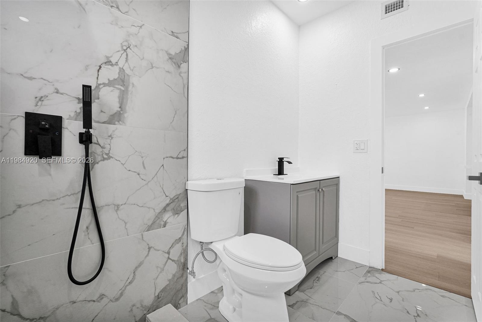 1830 NW 135th St Miami, FL 33167