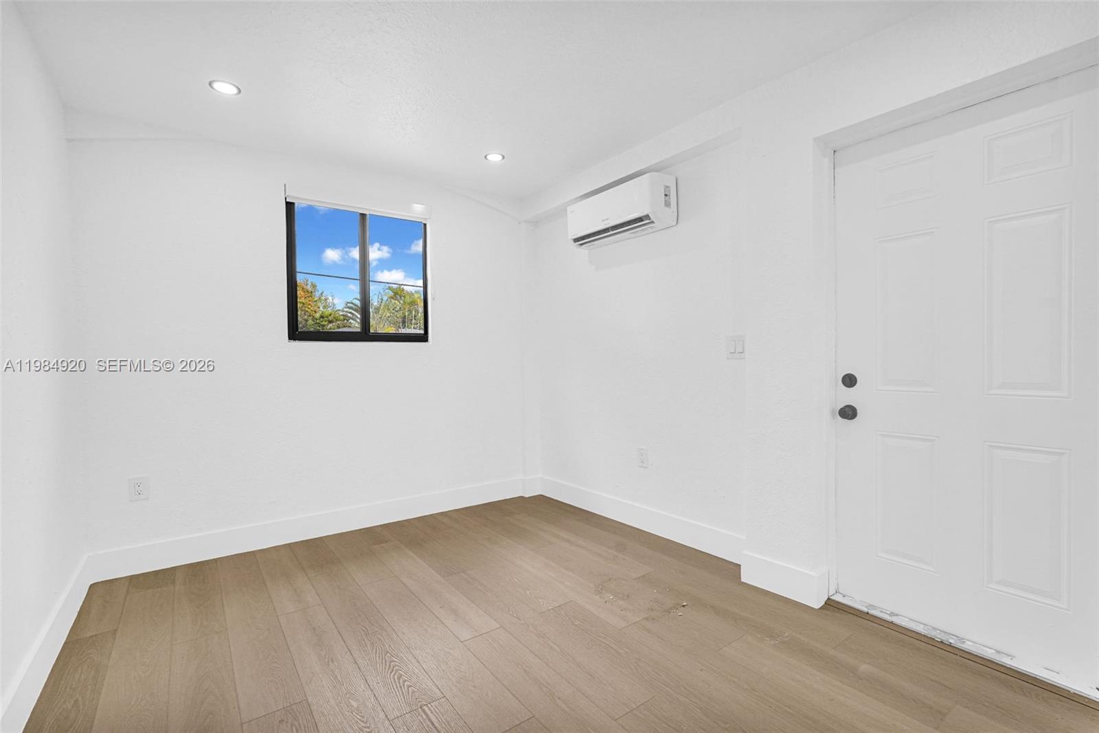 1830 NW 135th St Miami, FL 33167