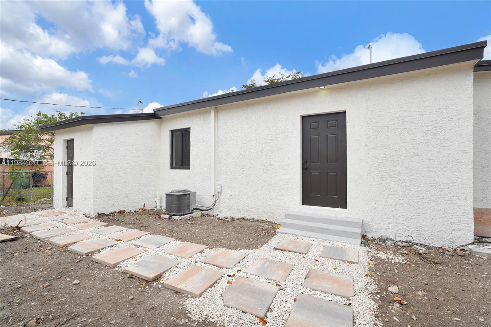 1830 NW 135th St Miami, FL 33167