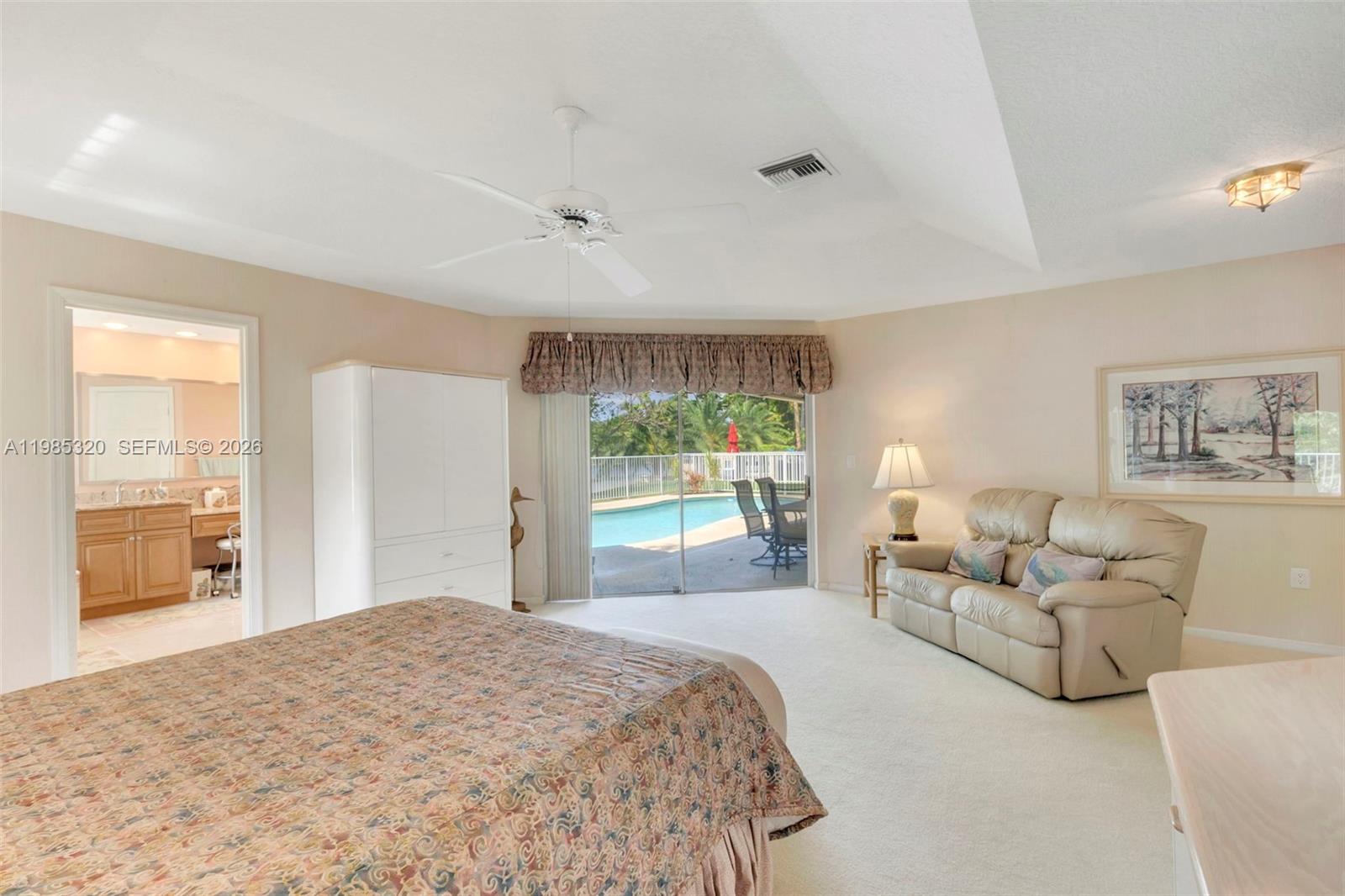 4927 NW 67th Ave Lauderhill, FL 33319